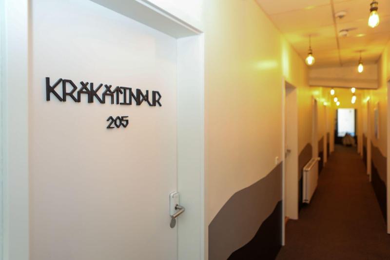 هاستل Midgard Base Camp