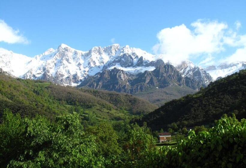 Albergue Turístico Valdebaró
