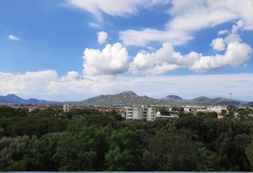 住宿加早餐  Antares Rooms And Suites