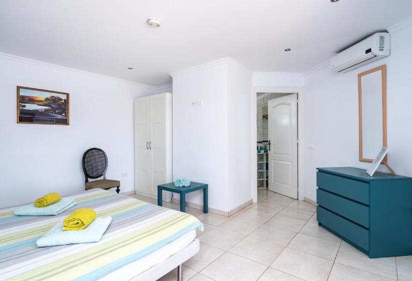 Bed and Breakfast Casa Caleda