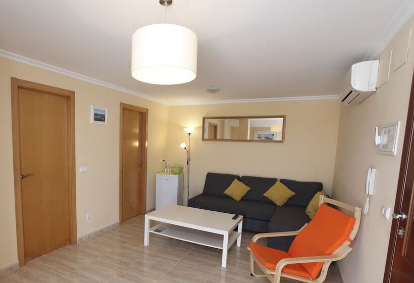 住宿加早餐  Dénia24 Apart & Hostel Beniarbeig