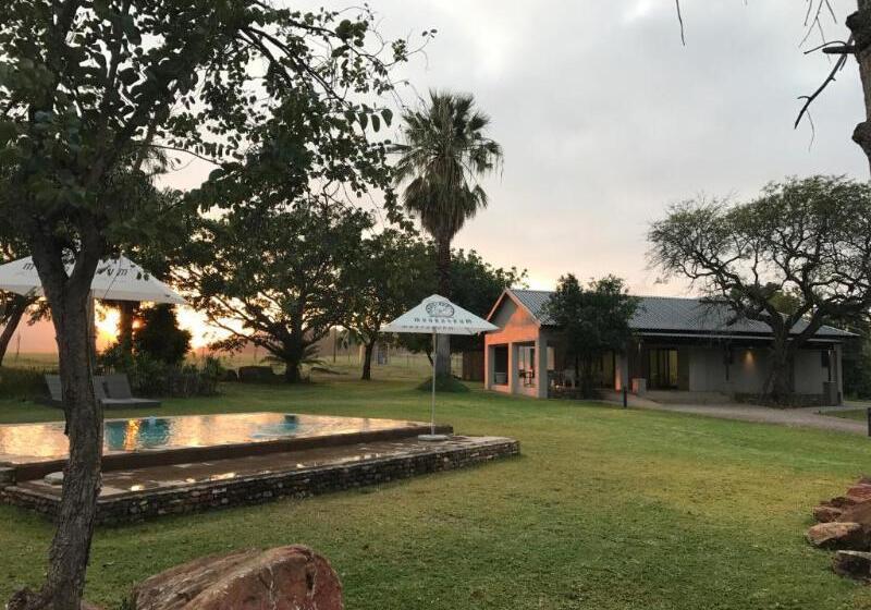 Bed and Breakfast Hamiltons Lodge & Restaurant