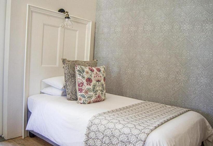 مبيت وإفطار Madeliefie Guest Accommodation