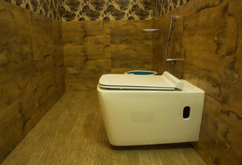 تختخواب و صبحانه Smm Cottage