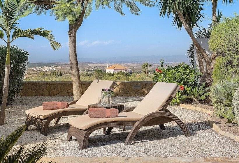 בית מלון כפרי Boutique Hideaway Cortijo El Sarmiento