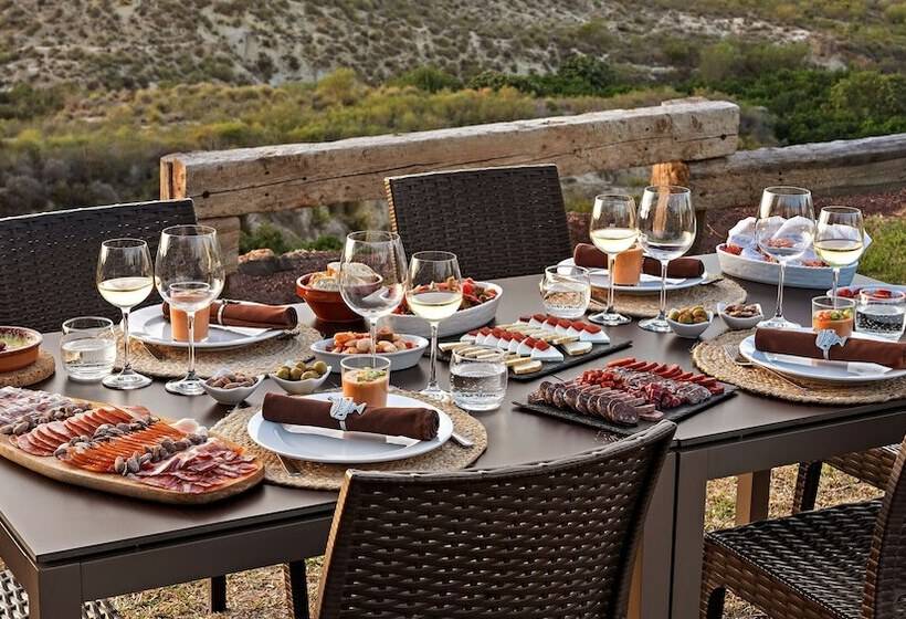 בית מלון כפרי Boutique Hideaway Cortijo El Sarmiento