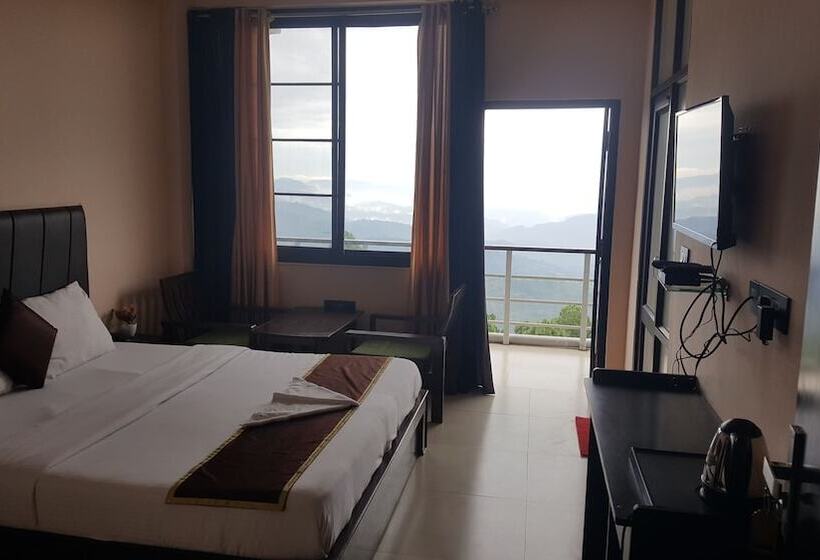 Corbett Hill Resorts  By Opensky, Lansdowne