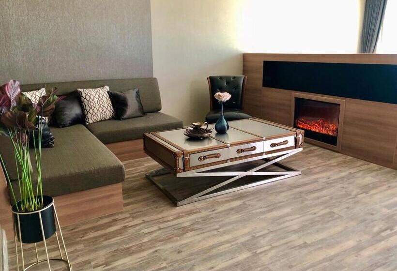 Grand Kokkod Khao Kho Resort