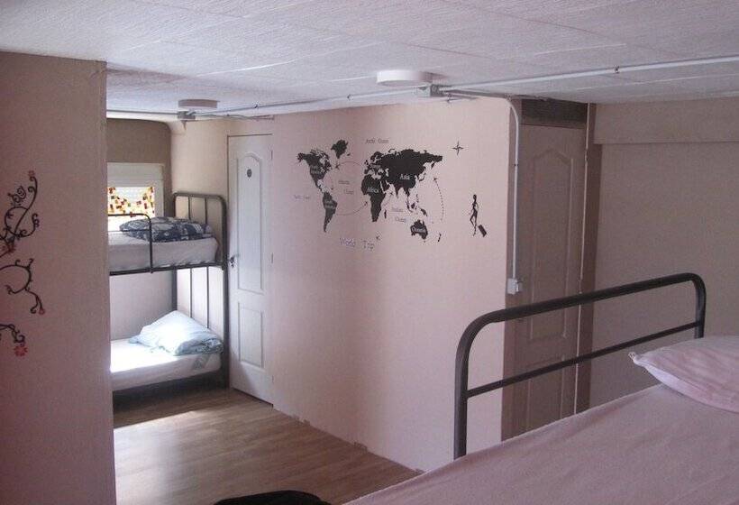 Hakuna Matata Hostel