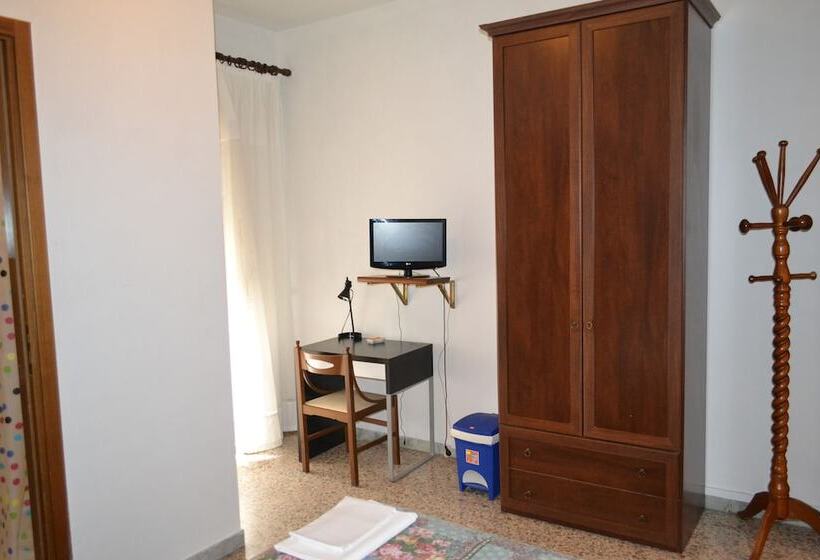 호텔 Albergo Abruzzese