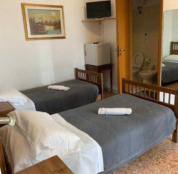 호텔 Albergo Abruzzese