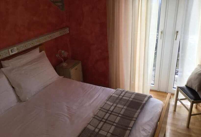 ホテル Albergo Ristorante Leso