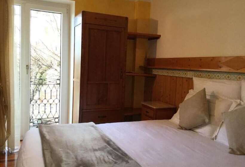 ホテル Albergo Ristorante Leso