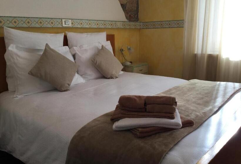 ホテル Albergo Ristorante Leso