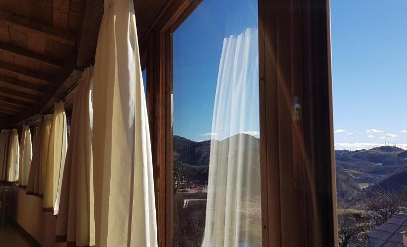 ホテル Albergo Ristorante Leso