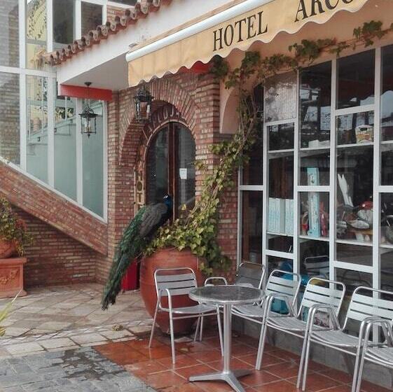 فندق Arcojalon