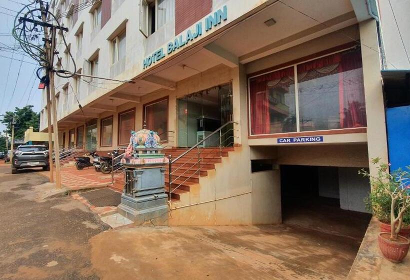 호텔 Balaji Inn