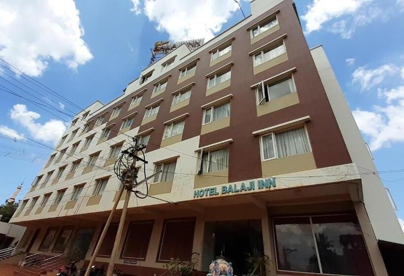 호텔 Balaji Inn