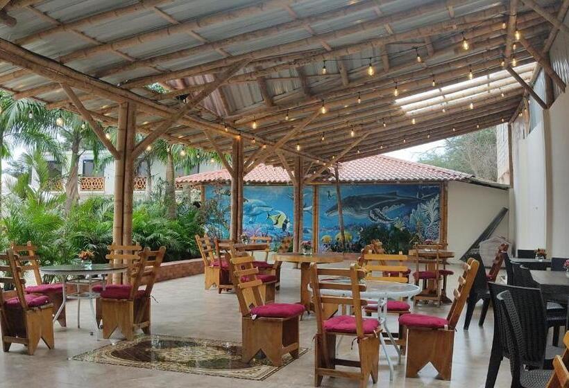 فندق Berlín International