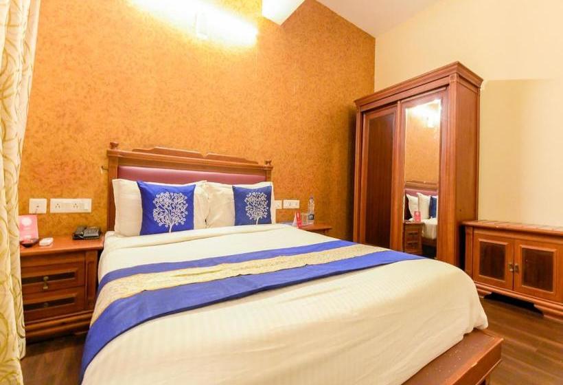 Отель Cochin City Residency