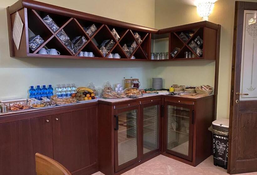 فندق Dama Estense