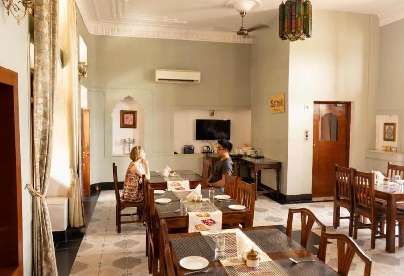 בית מלון כפרי Devnadi