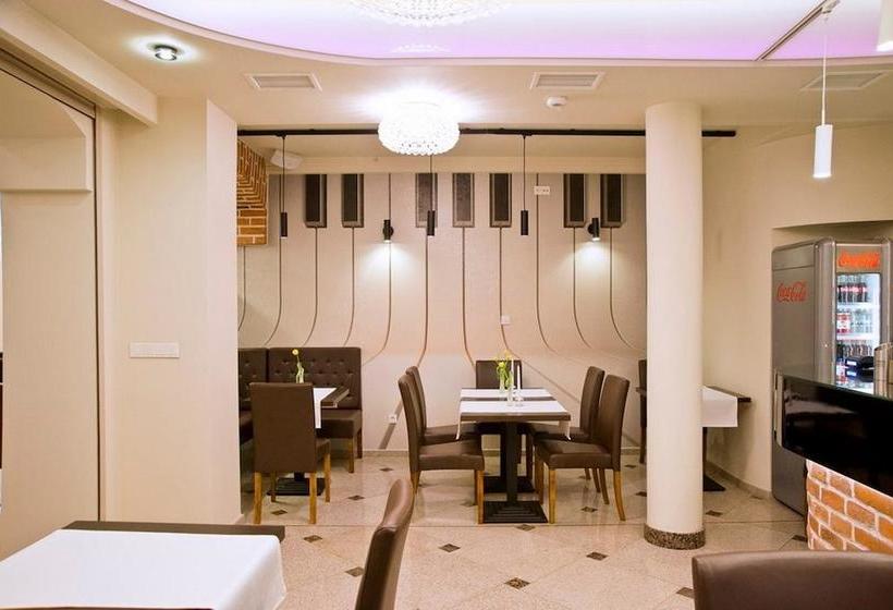 בית מלון כפרי Fryderyk