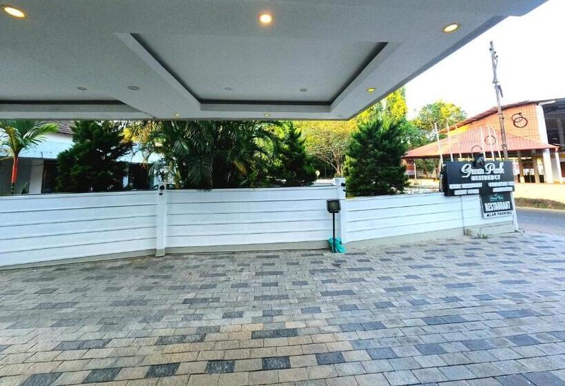 فندق Green Park Residency