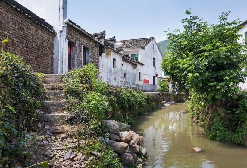 Отель Longmen Impression