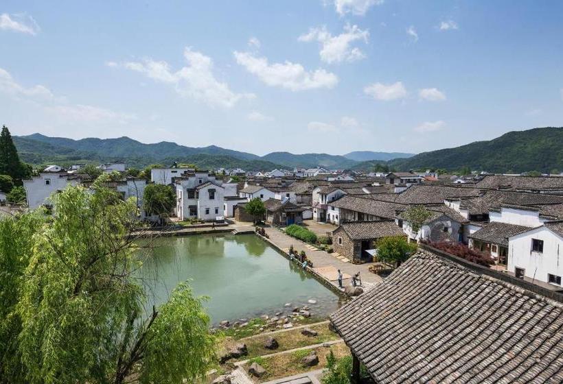 Отель Longmen Impression