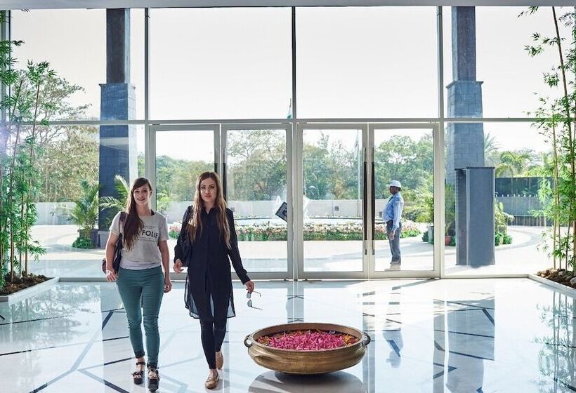 酒店 Eskay Resorts By Muza