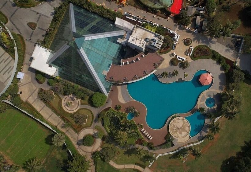 酒店 Eskay Resorts By Muza