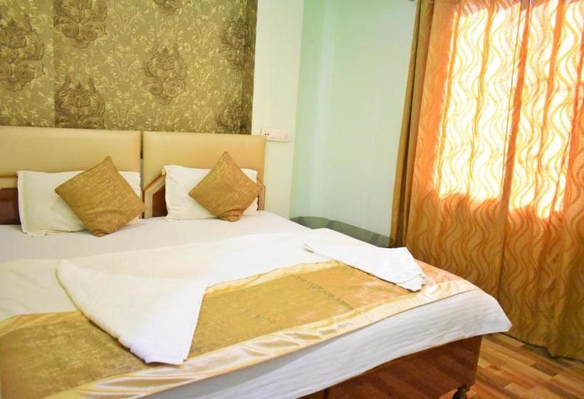 בית מלון כפרי Picasso Varanasi