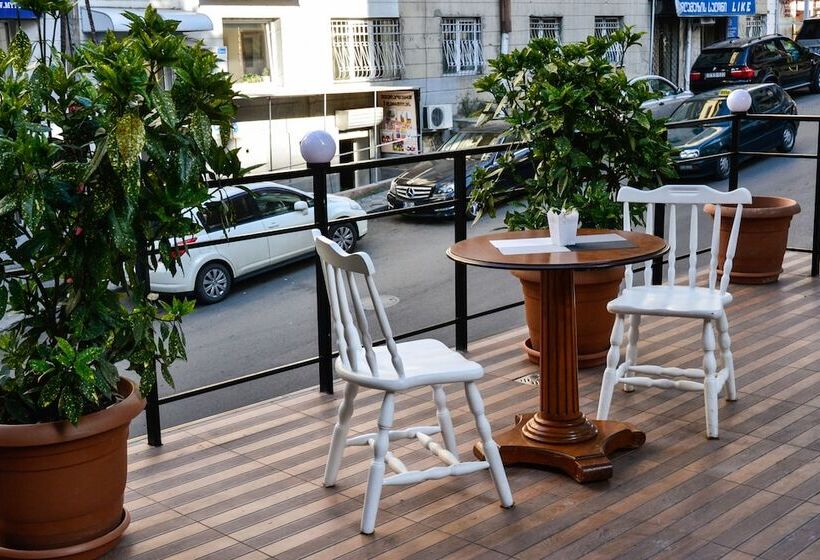 هتل Piccolo Casa Bella