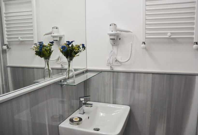 هتل Piccolo Casa Bella