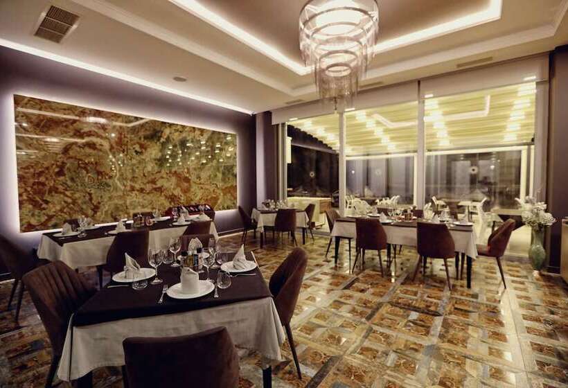 בית מלון כפרי Premium Beach