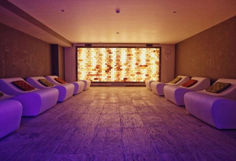 בית מלון כפרי Premium Beach