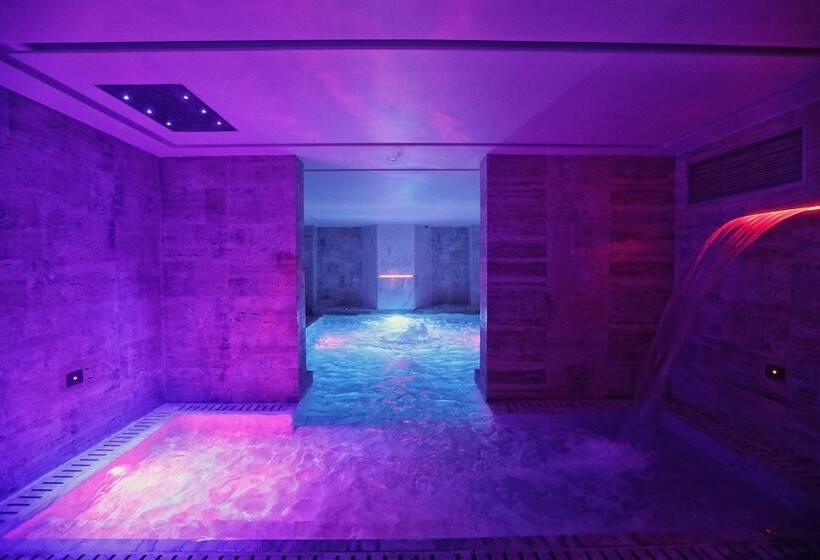 בית מלון כפרי Premium Beach