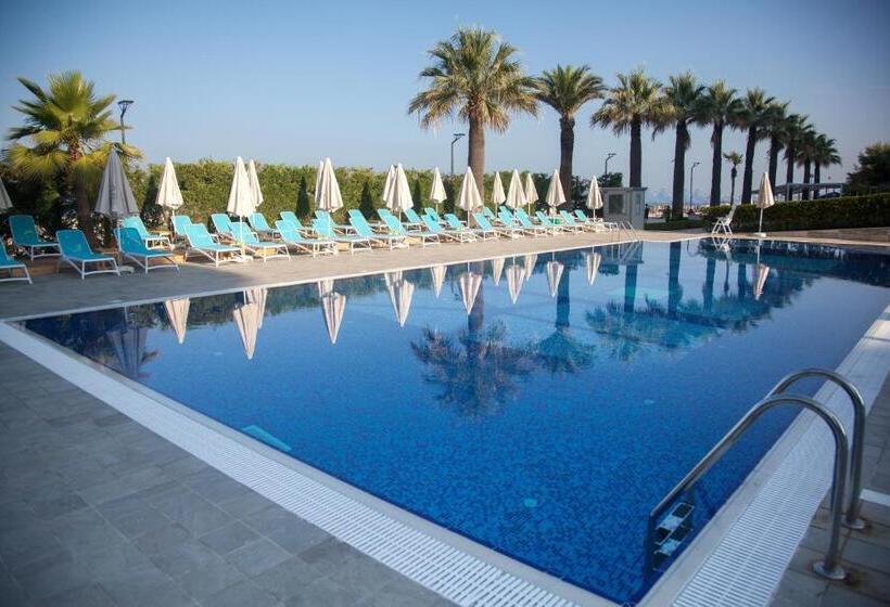 בית מלון כפרי Premium Beach