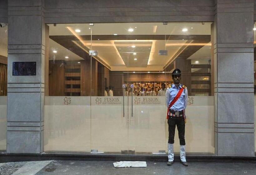 בית מלון כפרי Rathna Residency