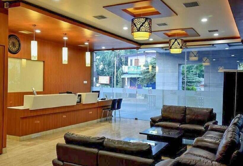 בית מלון כפרי Rathna Residency