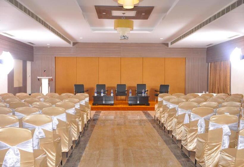 ホテル Rathna Residency