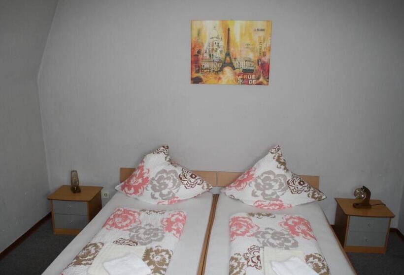 ホテル Restaurant Balkan