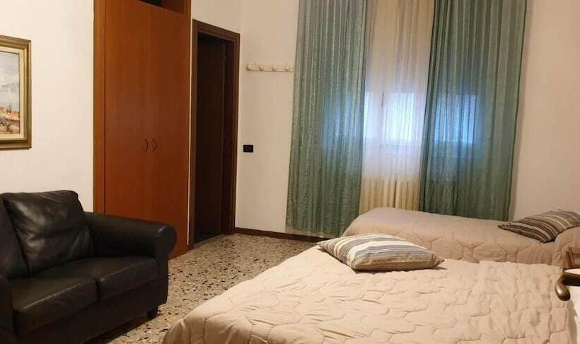 호텔 Ristorante Albergo Roma