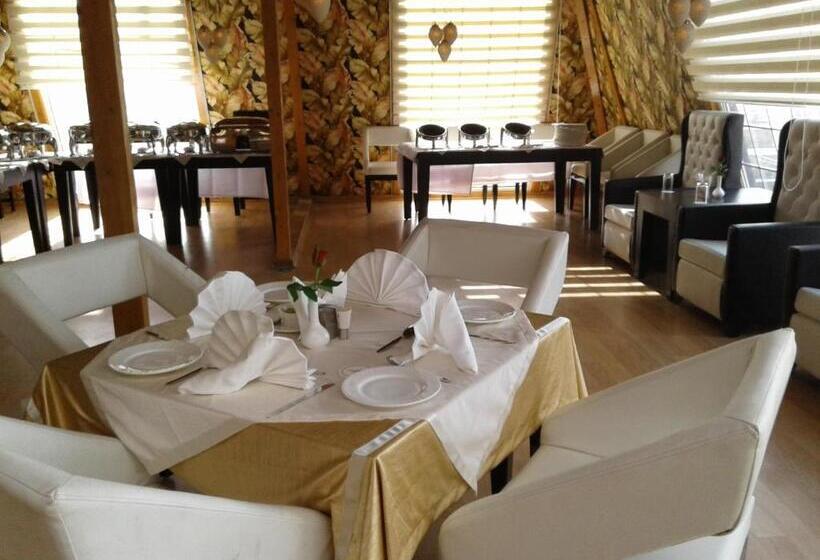 בית מלון כפרי Rose Petal