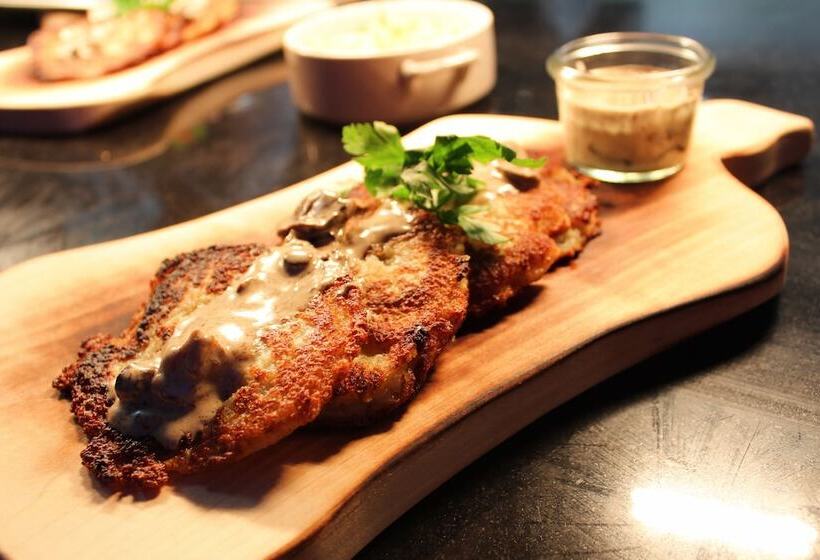 Отель Royal & Spa