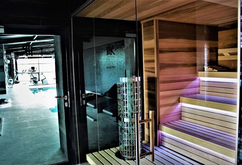 Отель Royal & Spa