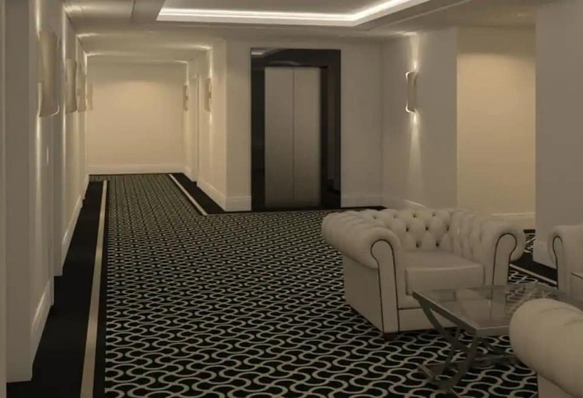 Отель Royal & Spa