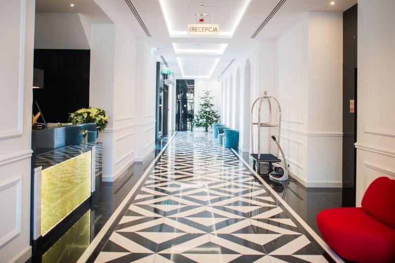 Отель Royal & Spa