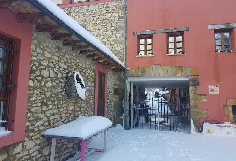 فندق Rural Molino De Luna